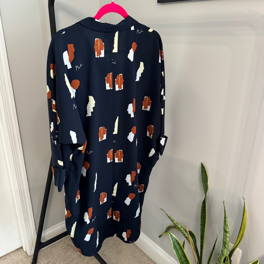 Monki Oversized Collar Button Up Shirtdress with Faces in Navy Size XS - Picture 5 of 9